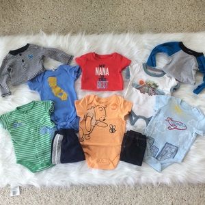 6 MO Bundle! Onesies & 2 Pants!